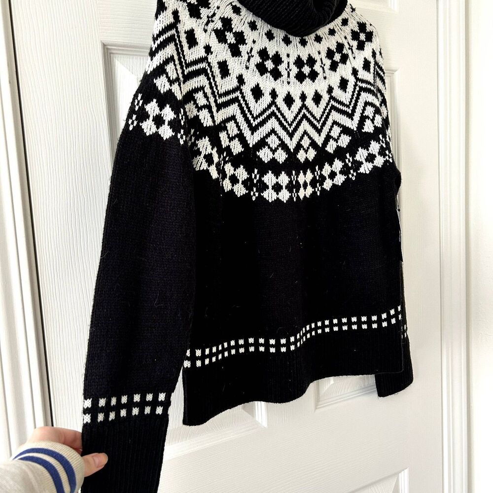 NWT Tommy Hilfiger Black and White Nordic Sweater sz S - Picture 5 of 7